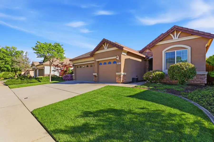 2069 Tracy Court, Folsom, CA 95630 - #3