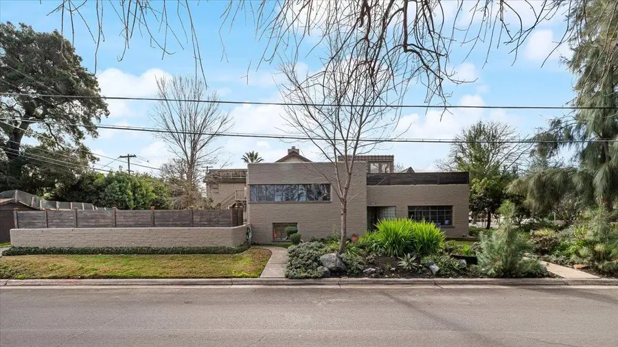 1018 W Morris Avenue, Modesto, CA 95350 - #2