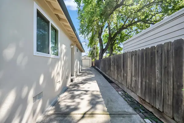 1860 Lucerne, Stockton, CA 95203