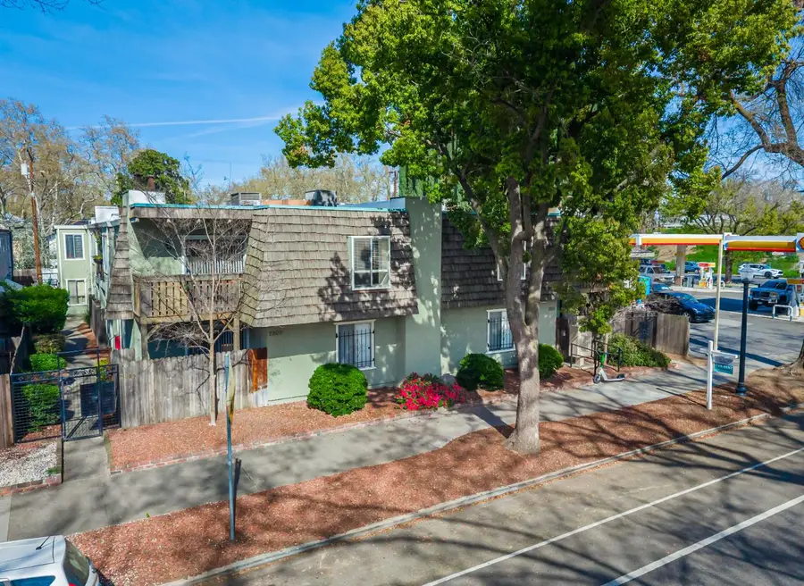 2809 H Street, Sacramento, CA 95816 - #2