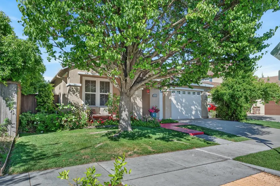 2355 Ortiz Avenue, Woodland, CA 95776 - #2