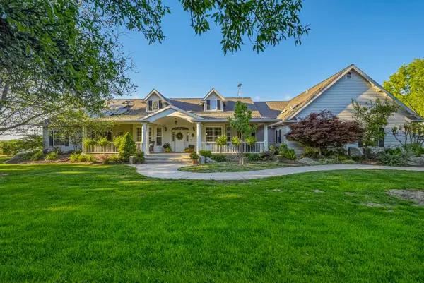 11126 Livingston Cressey Road, Livingston, CA 95334