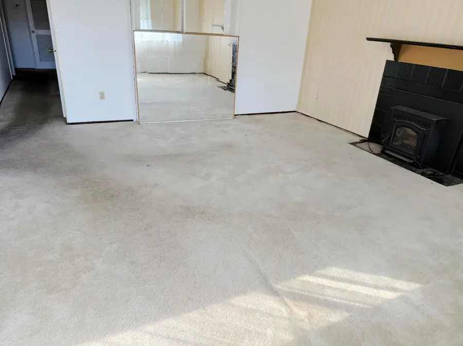 7637 Nixos Way, Sacramento, CA 95823 - #3