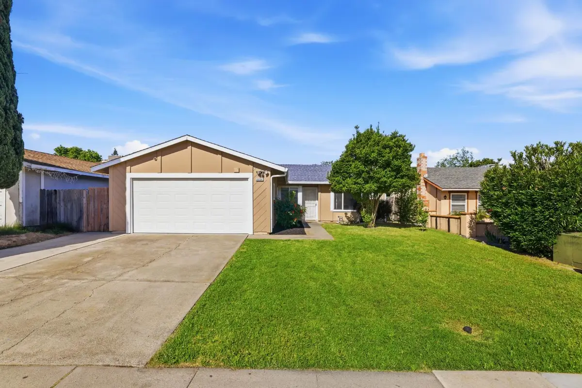 8054 Pegler Way, Sacramento, CA 95823 - #1