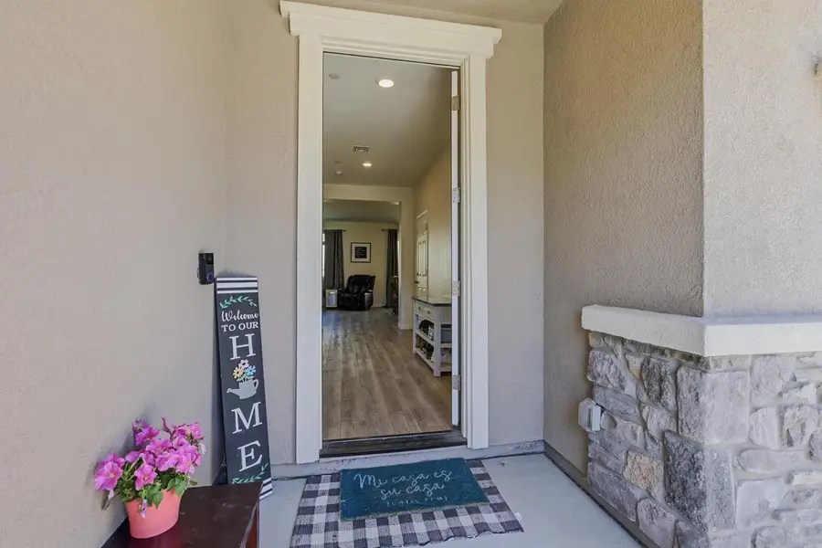 8025 Hughes Court, Citrus Heights, CA 95610 - #3