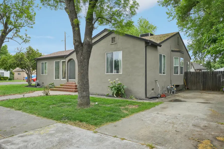 912 Grafton Street, Woodland, CA 95695 - #2