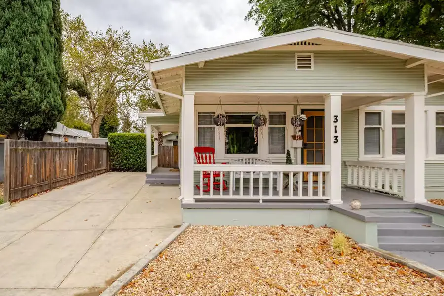 313 Pleasant Street, Roseville, CA 95678 - #2