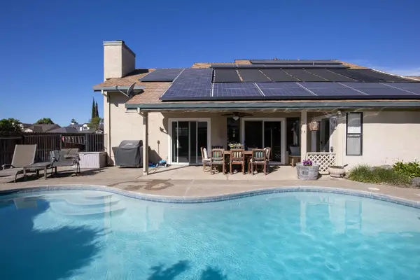 1057 Mission Ridge Drive, Manteca, CA 95337