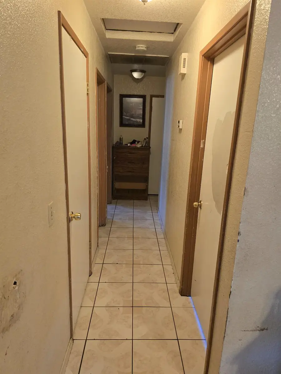 417 Mount Everest Court, Modesto, CA 95358 - #3