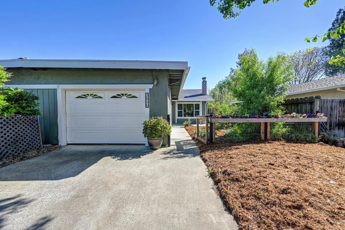 2806 Ganges Avenue, Davis, CA 95616 - #1