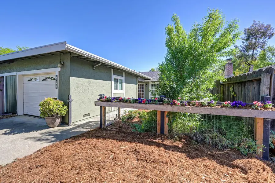 2806 Ganges Avenue, Davis, CA 95616 - #2