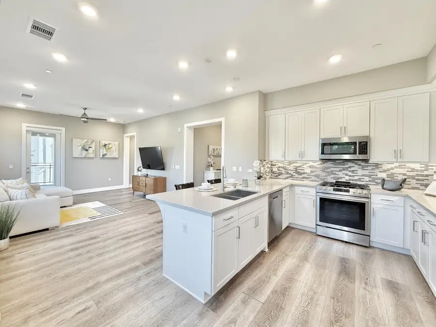 1000 Berryessa Lane #232, Davis, CA 95616 - #2