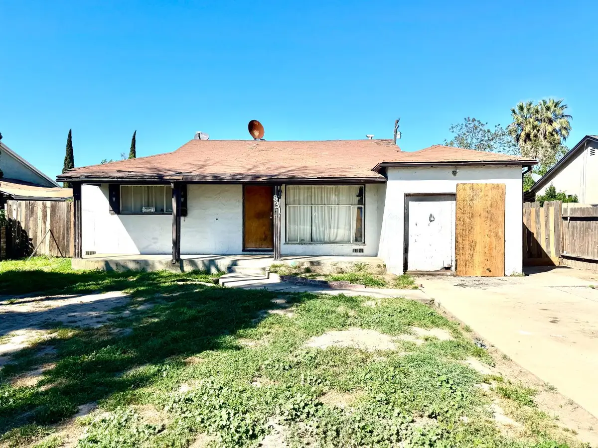 831 Elm Avenue, Modesto, CA 95351 - #1