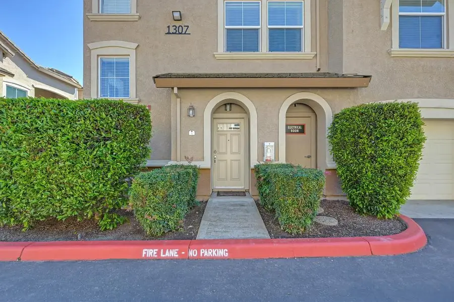 1307 Milano Dr #1, West Sacramento, CA 95691 - #2