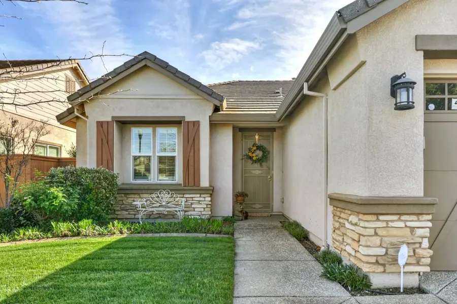 7560 Chatsworth Circle, Elk Grove, CA 95757 - #2