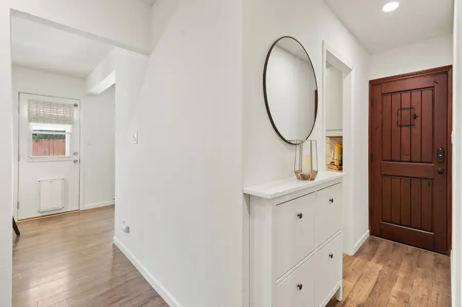 7630 25th Avenue, Sacramento, CA 95820 - #3