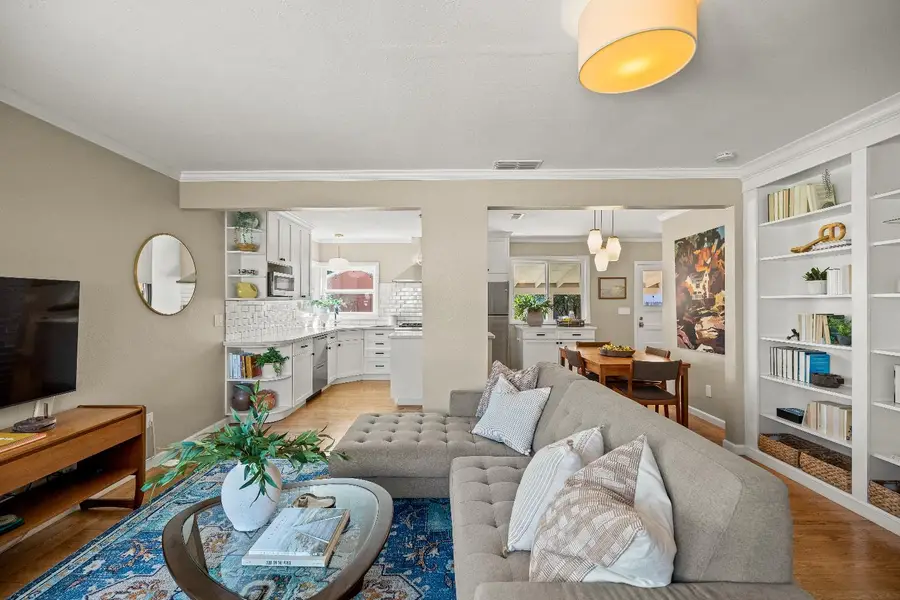 847 56th Street, Sacramento, CA 95819 - #2