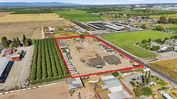 2406 S Walnut Road, Turlock, CA 95380