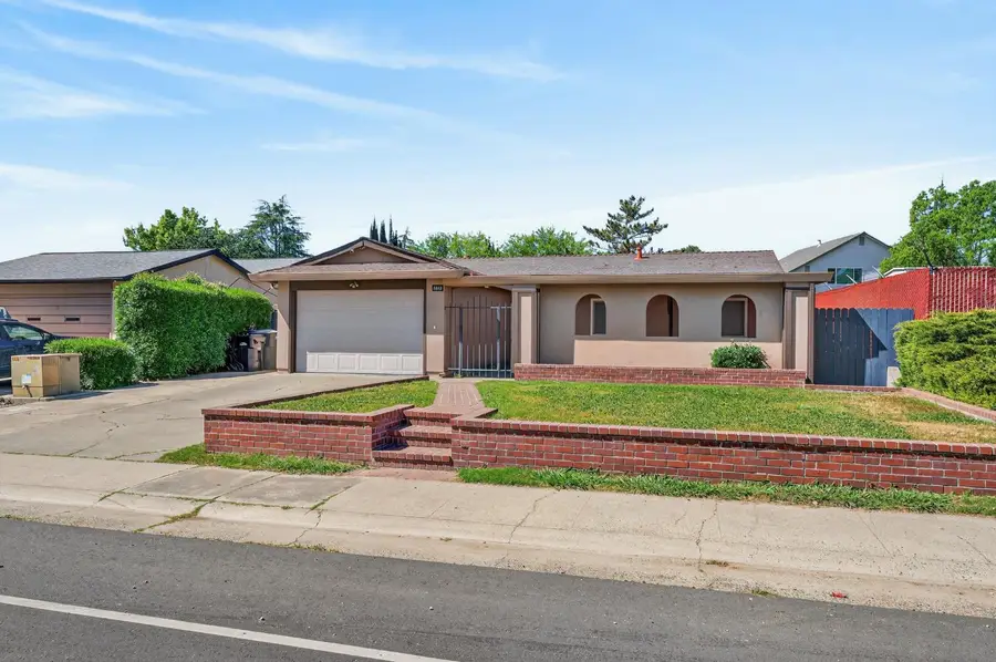 5649 Andrea Boulevard, Sacramento, CA 95842 - #2