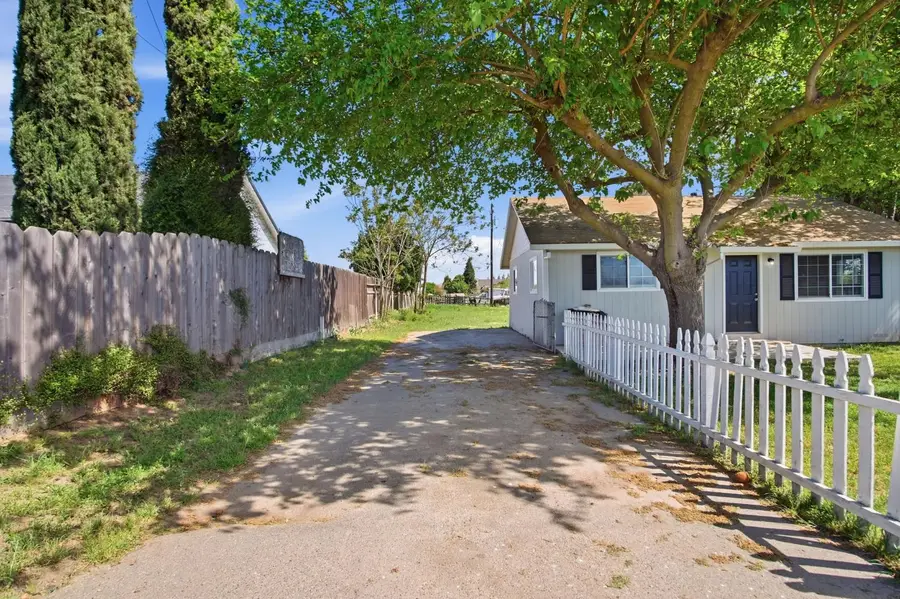 830 Montpelier Road, Hickman, CA 95323 - #3