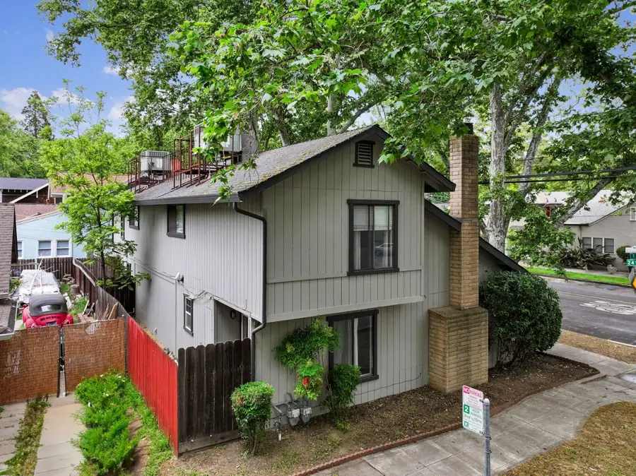 2331 F Street, Sacramento, CA 95816 - #3