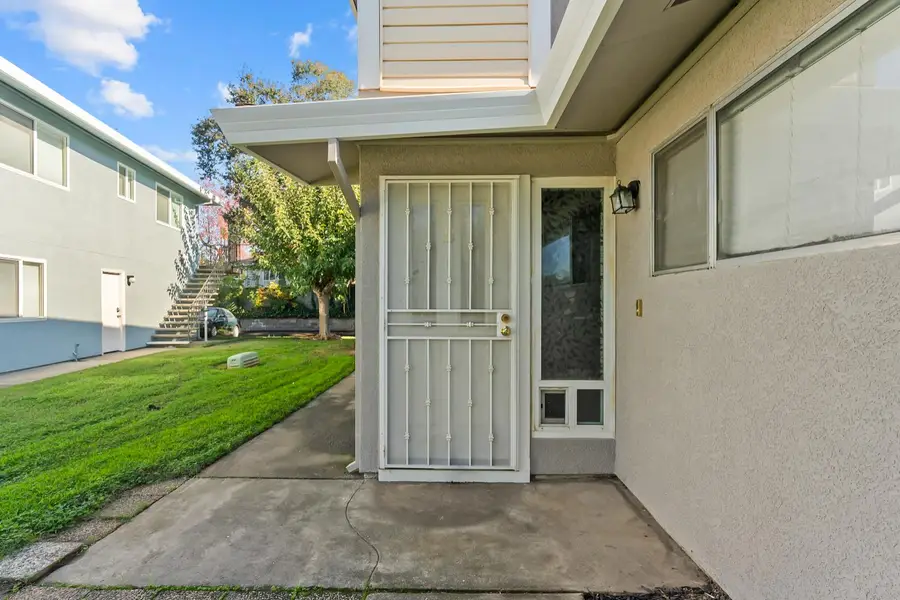 9094 Pinata Way #2, Sacramento, CA 95826 - #3