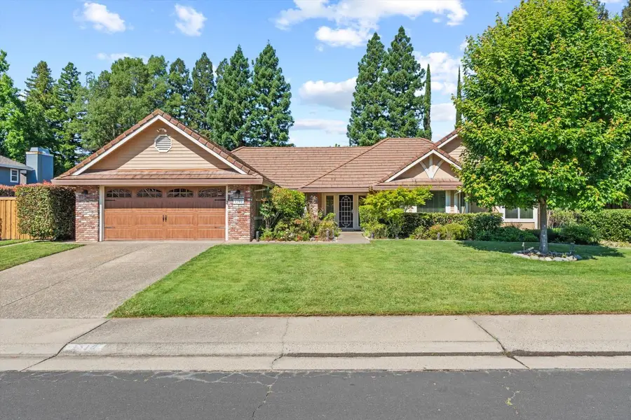 1310 Ridgecrest Way, Roseville, CA 95661 - #2