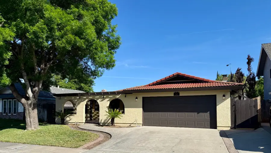 1950 Blue Spruce Drive, Oakdale, CA 95361 - #3