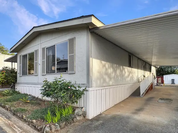 1542 Cottonwood Circle #14, Auburn, CA 95603