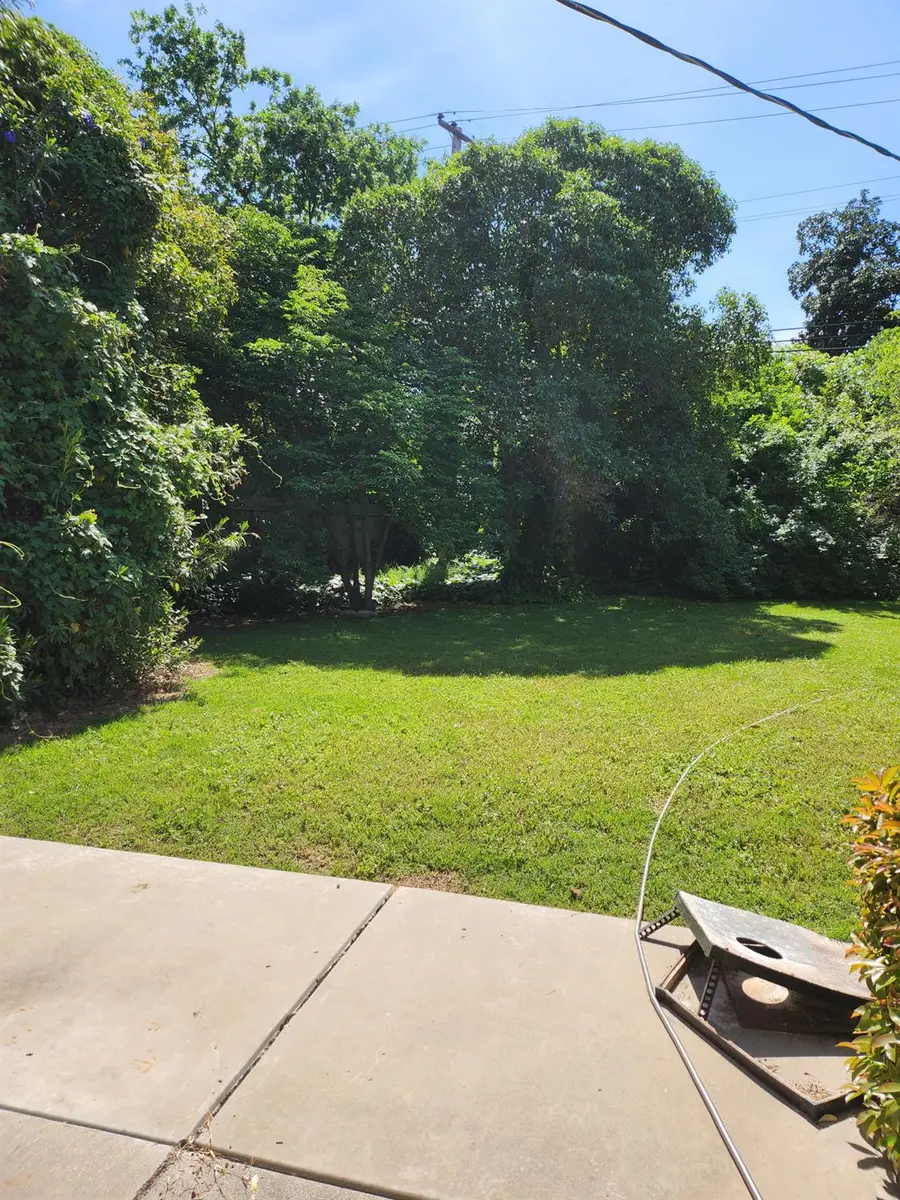 1024 W Longview Avenue, Stockton, CA 95207 - #3