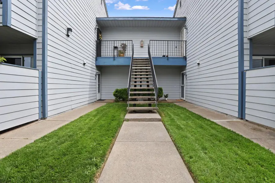 445 Almond Drive #67, Lodi, CA 95240 - #2