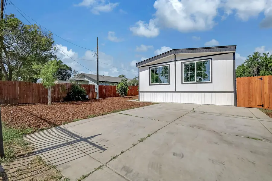 5603 S Gledhill Avenue #E, Olivehurst, CA 95961 - #2