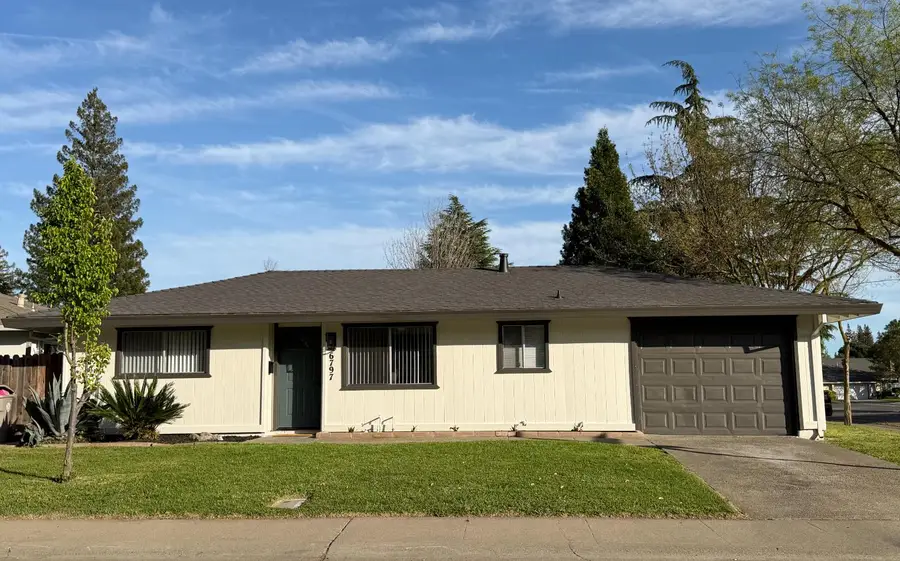 6797 Frates Way, Sacramento, CA 95831 - #3