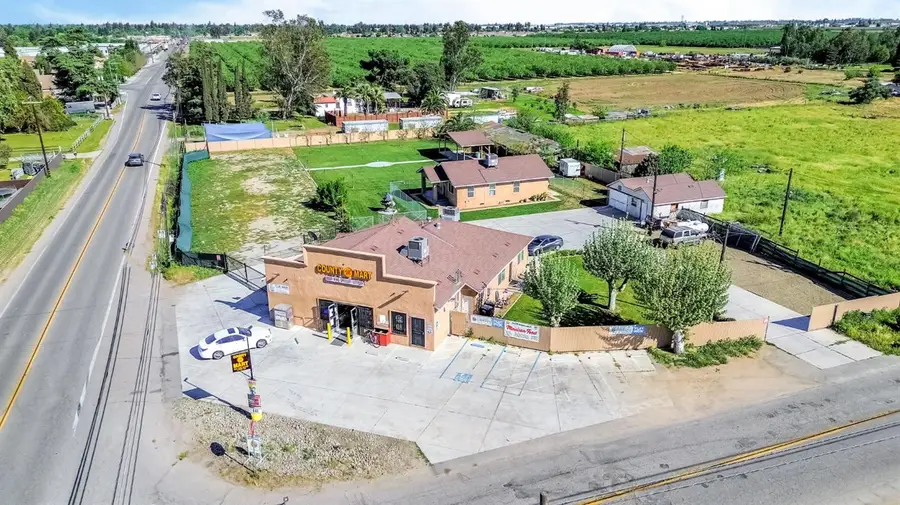 24110 Avenue 14, Madera, CA 93637 - #3