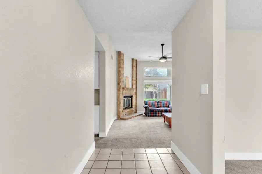 3046 Bridgeford Drive, Sacramento, CA 95833 - #3