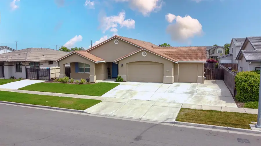 4640 Colorado Avenue, Turlock, CA 95382 - #2