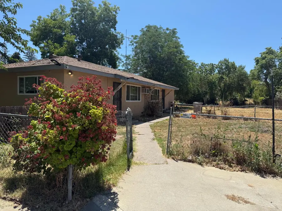 2660 19th Avenue, Sacramento, CA 95820 - #2
