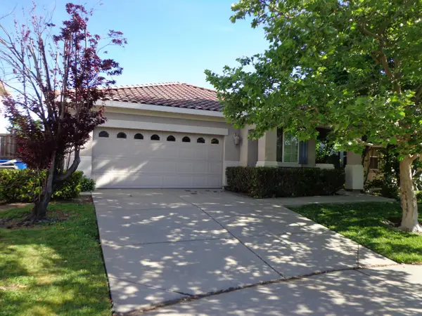 30 W Wing Court, Elk Grove, CA 95758