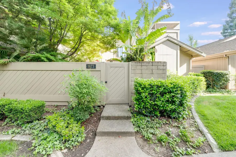 1973 Discovery Village Lane, Gold River, CA 95670 - #2