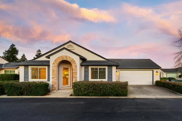 682 Village Drive, Galt, CA 95632