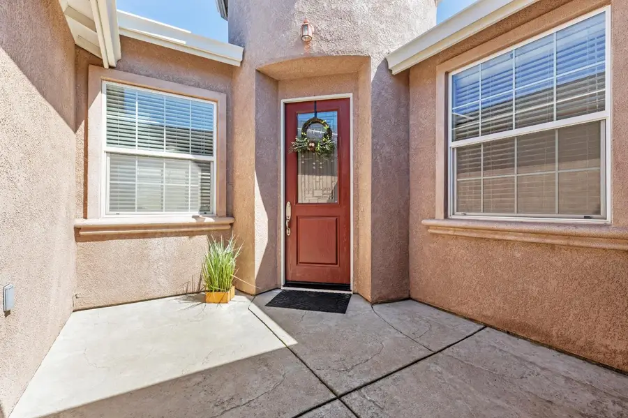 2206 Edmart Street, Escalon, CA 95320 - #2