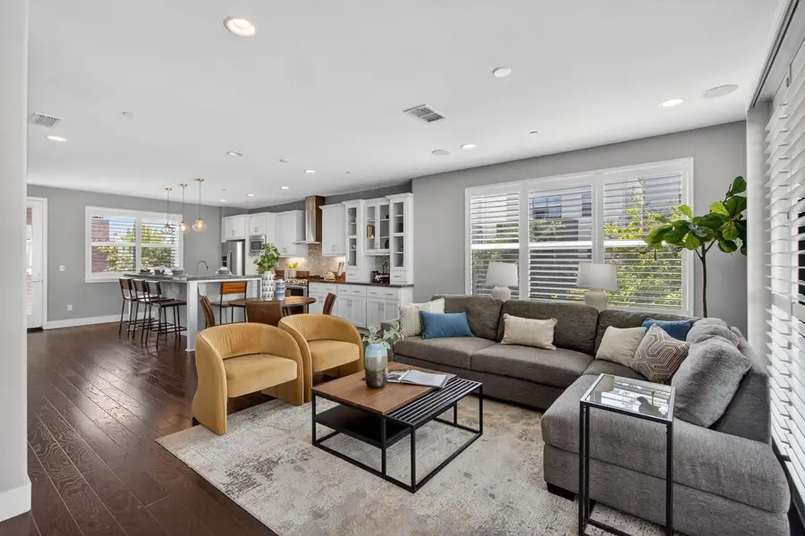 315 Creamery Lane, Sacramento, CA 95814 - #2