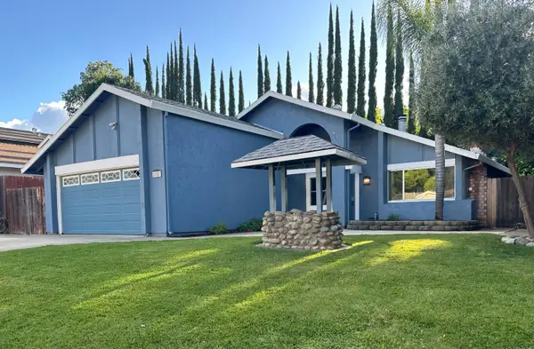 8221 E Foxfire Drive, Orangevale, CA 95662
