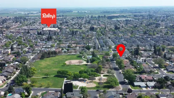 2700 Oaklawn Drive, Modesto, CA 95355