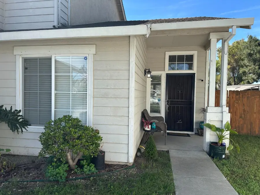 162 Ravenwood, Lathrop, CA 95330 - #2