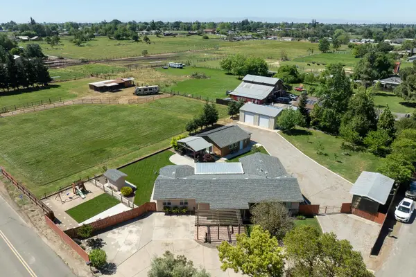 7167 Eleanor Road, Oakdale, CA 95361