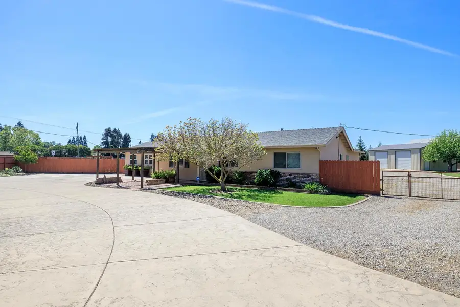 7167 Eleanor Road, Oakdale, CA 95361 - #3