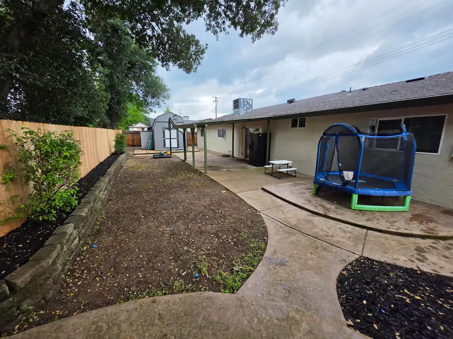 42 C Street, Galt, CA 95632 - #2