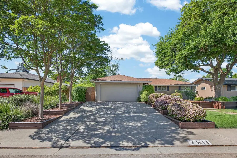 7511 Oakcreek Drive, Stockton, CA 95207 - #2