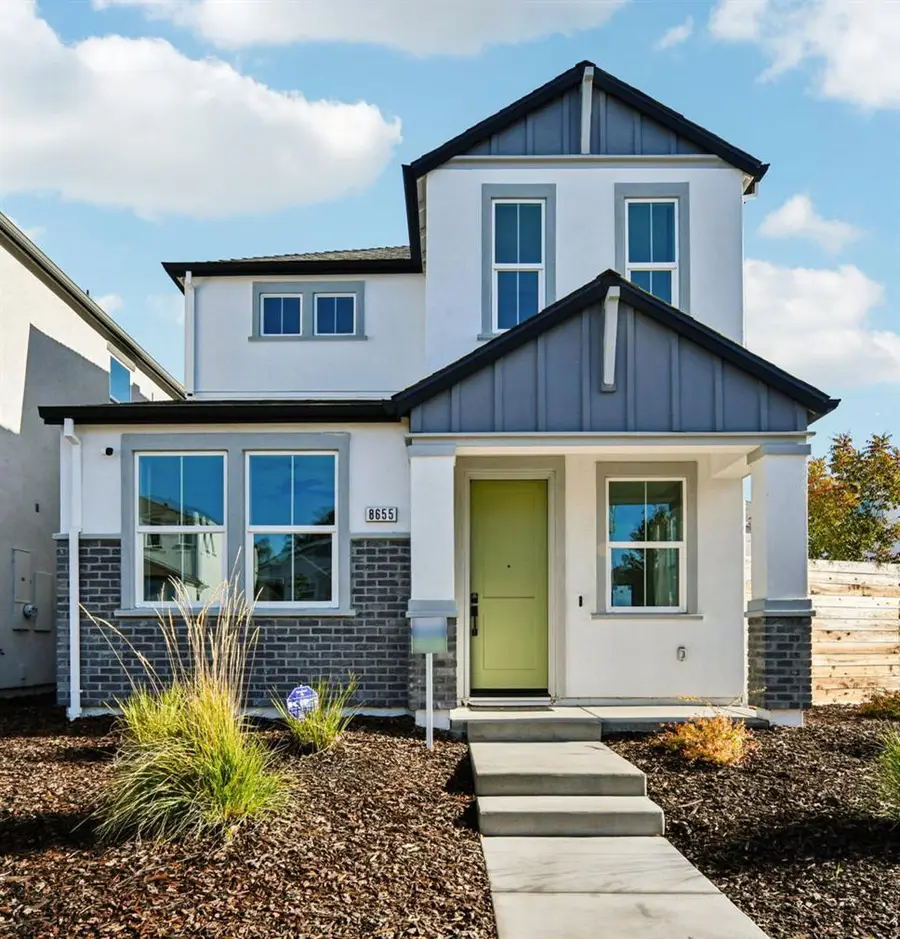 8655 Starburst Way, Sacramento, CA 95823 - #3